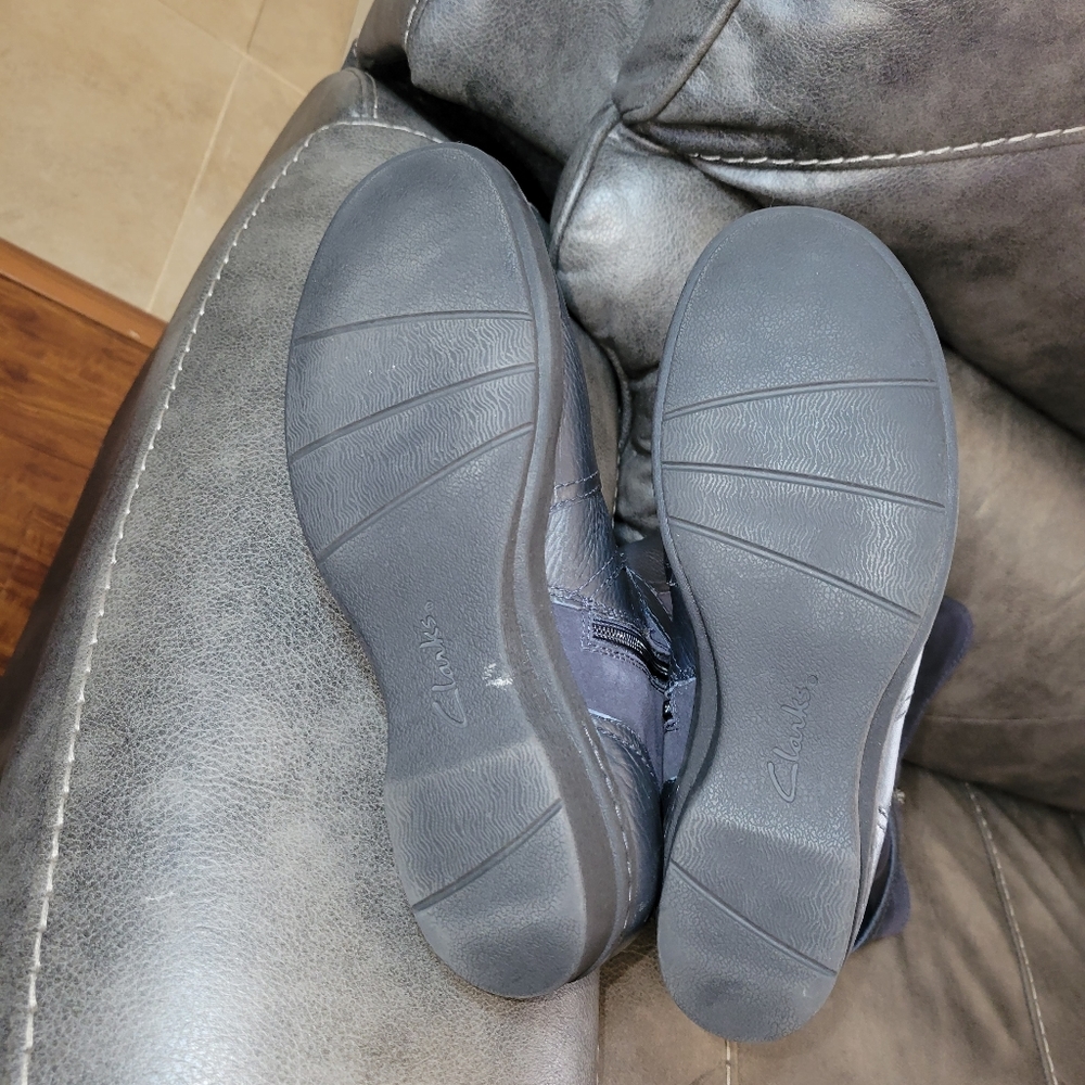 Clarks Whistle Whey wide leg boots dark Navy blue size 9.5 - Picture 7 of 9